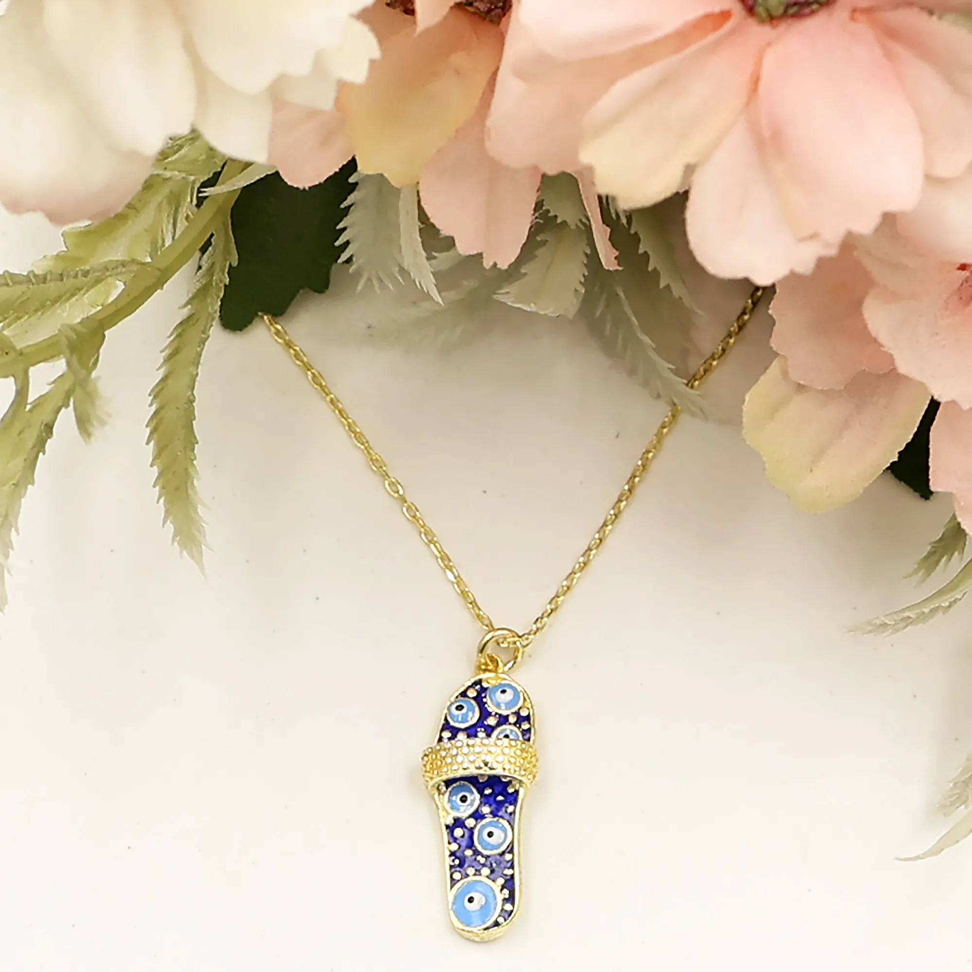 Nazar Boncuklu Gold Açık Terlik Kolye