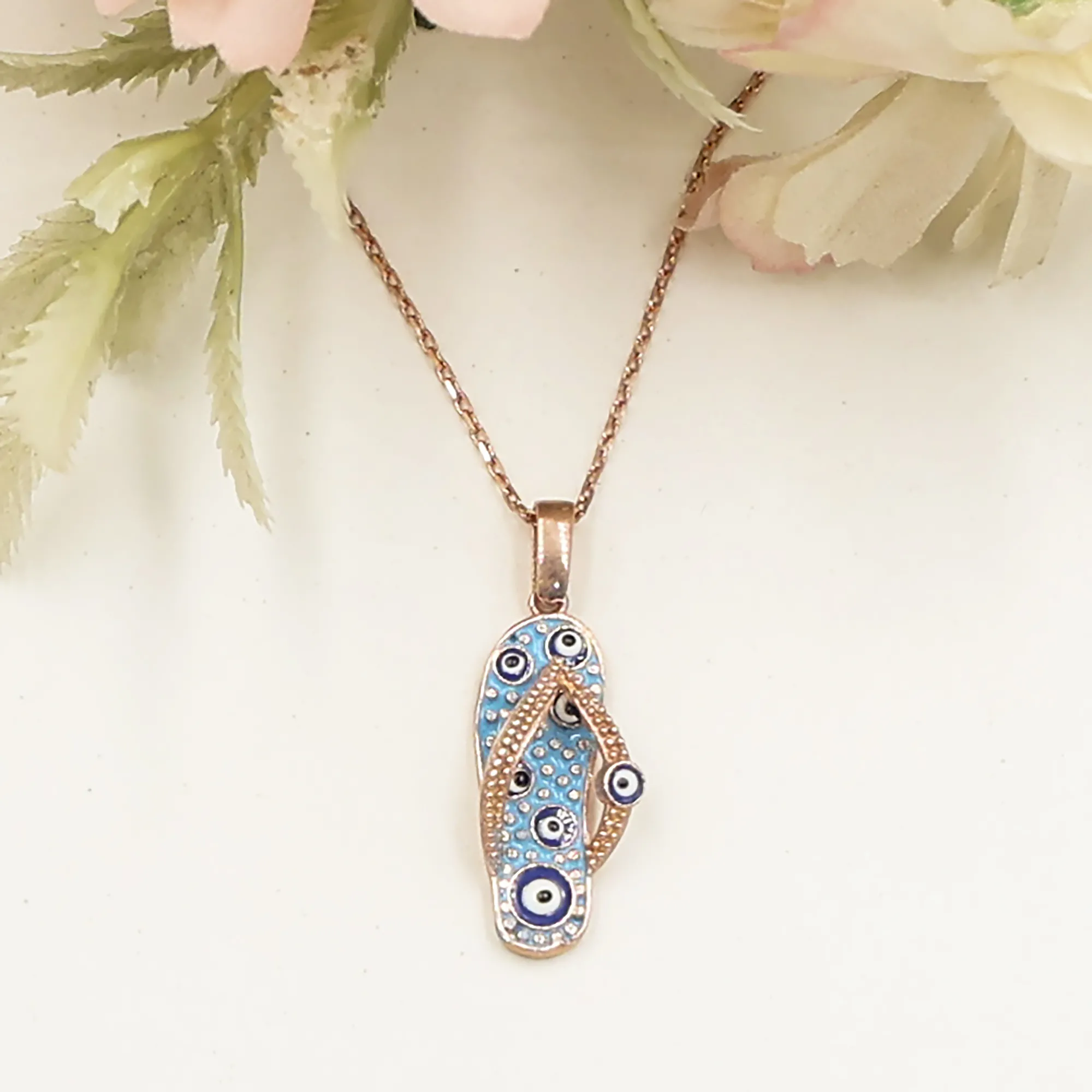 Nazar Boncuklu Rose Parmak Arası Terlik Kolye