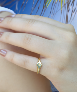 Altın Kaplama Minimal Yıldız Detaylı Kadın Yüzük