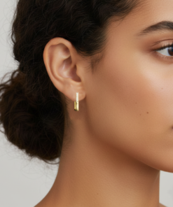 Alternative view of 925 Ayar Gümüş Dikdörtgen Halka Küpe - Zirkon Taşlı Modern Tasarım