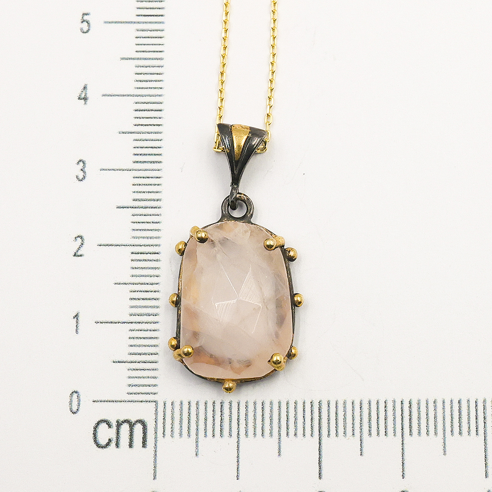 Pembe Kuvars Taşlı Gümüş Kolye – Faset Kesim Doğal Taş Altın Kaplama Tasarım Kolye - Görsel 7